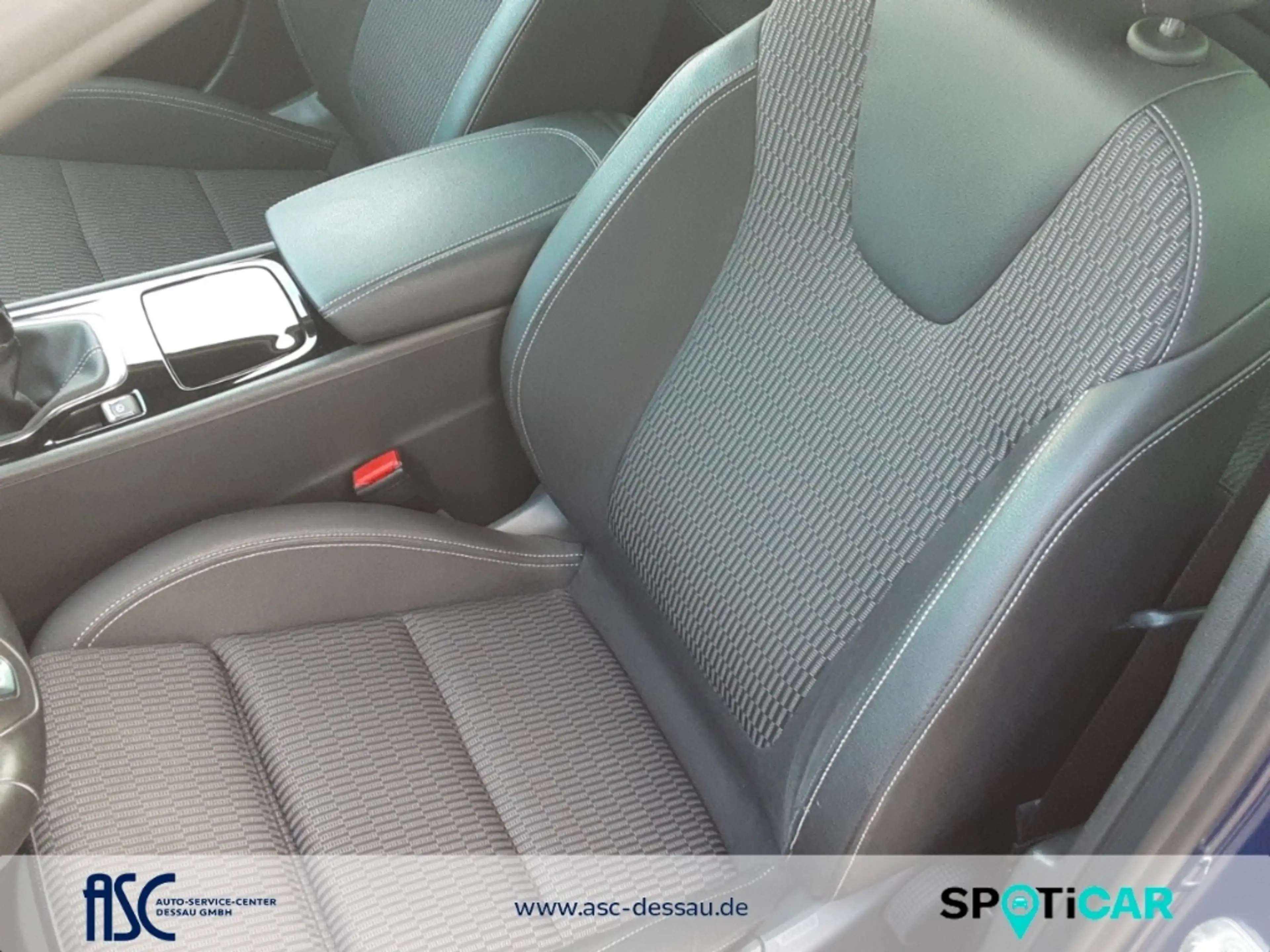 Opel Insignia B Sports Tourer 1.5 SIDI Turbo Innovation — photo 11