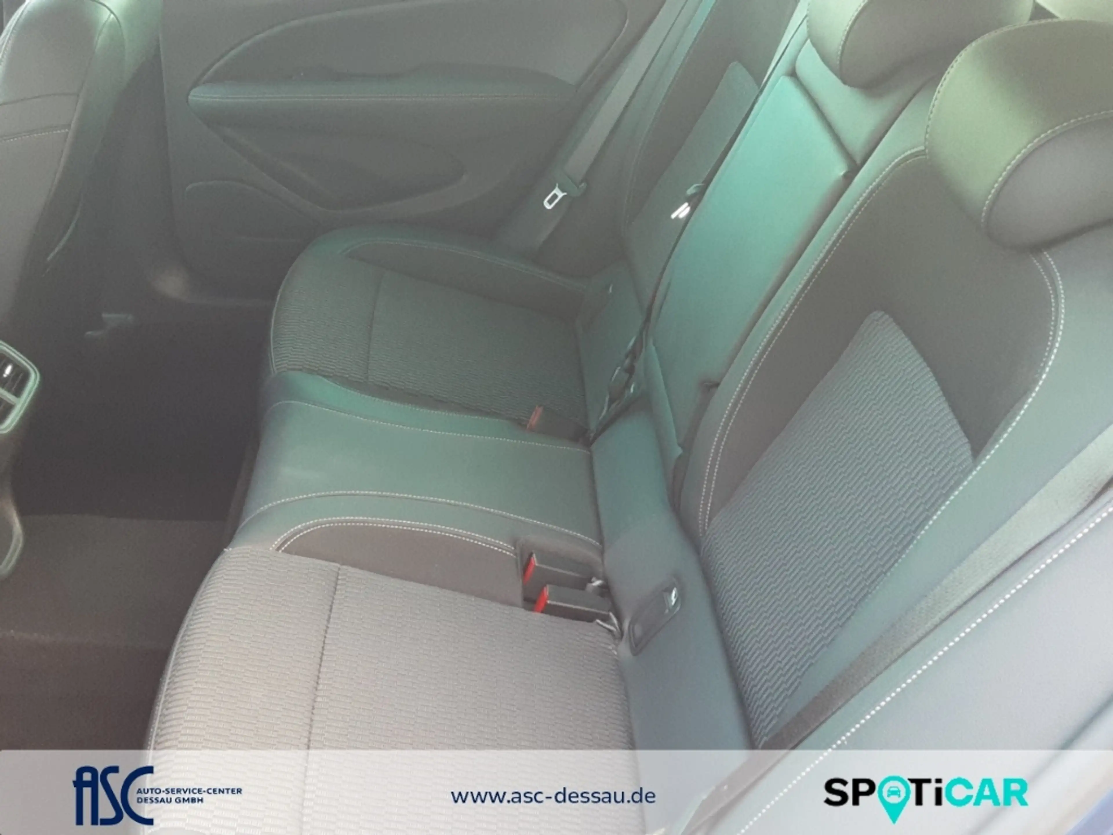 Opel Insignia B Sports Tourer 1.5 SIDI Turbo Innovation — photo 12