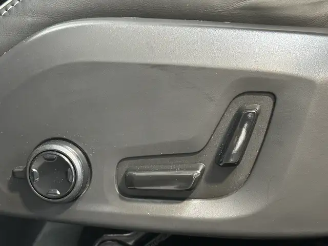 Volvo XC60 view 11