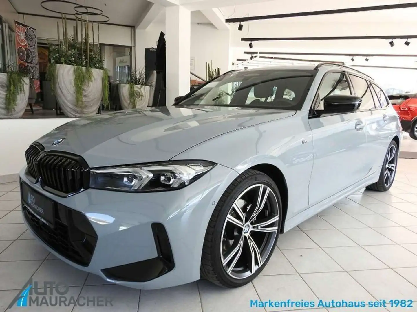 BMW 320 d xDrive M-Sport Aut*LED*NAVI*KAMERA* Grau - 1