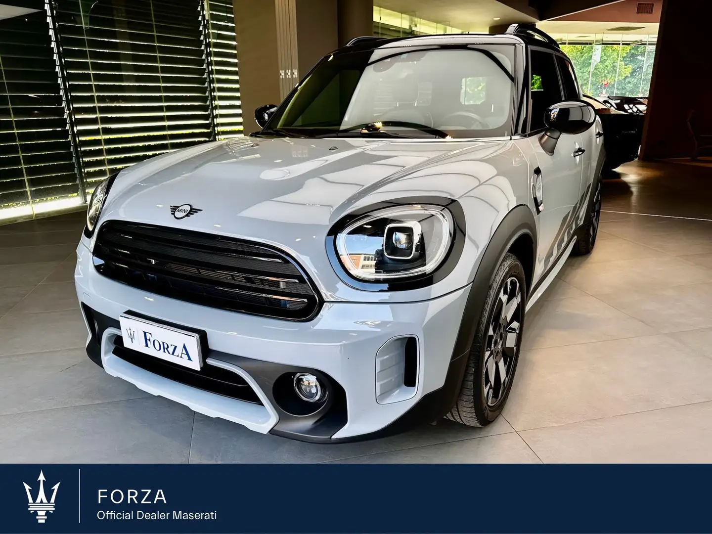MINI Cooper Countryman 1.5 Untamed auto, Interni in Pelle, Telecamera Gris - 1