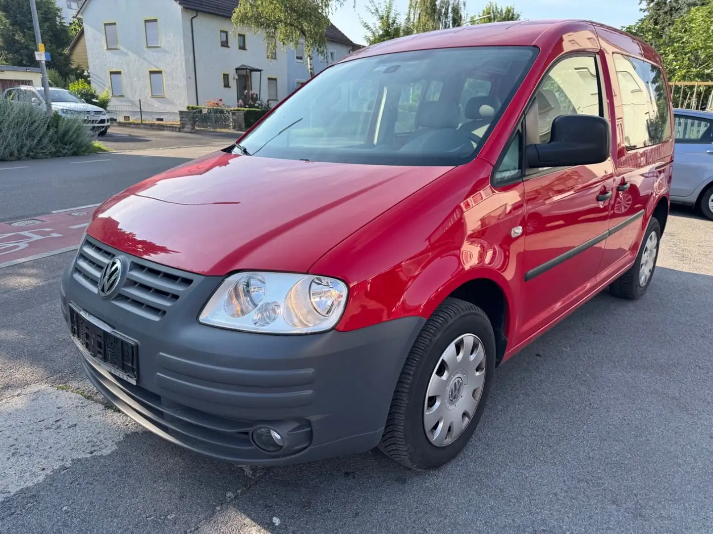 Volkswagen Caddy Life Gewinner Caddy/ 1-Hand / Klima / NSW Rouge - 2