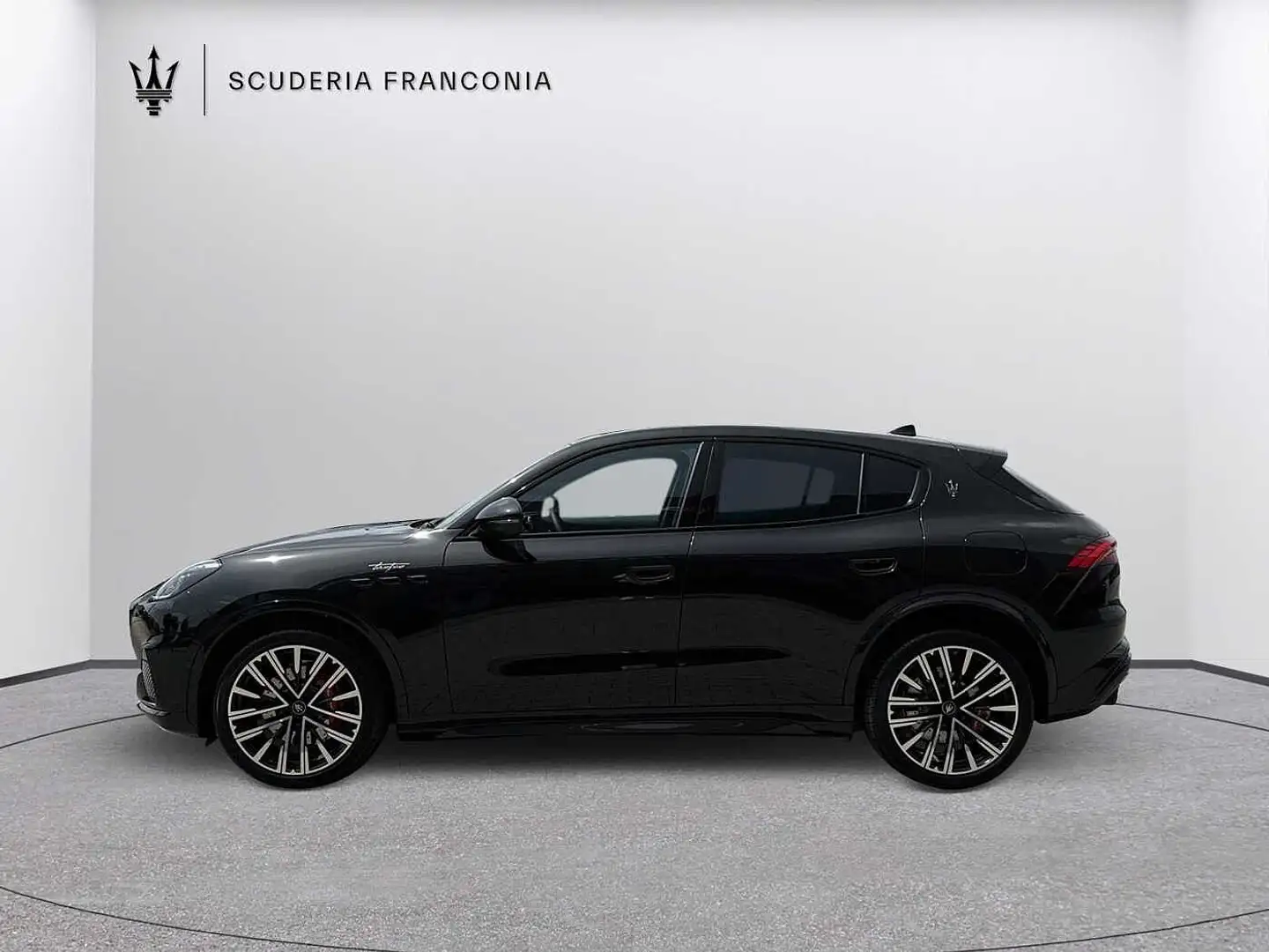 Maserati Grecale Trofeo Чёрный - 2