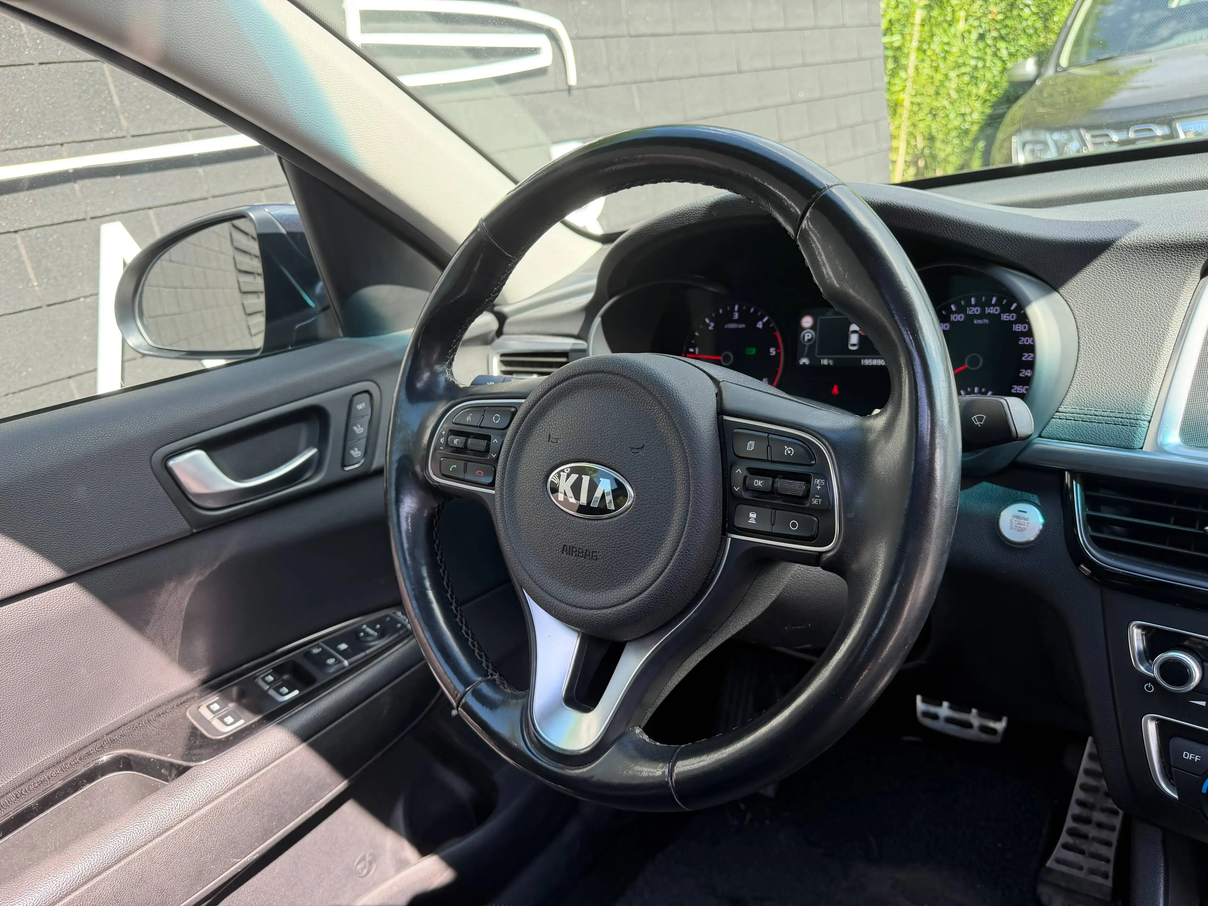 Kia Optima 1.7 CRDi+BOITE AUTO+NAVI+CAMERA+CUIR+TOIT OUVR+EU 6B — photo 14