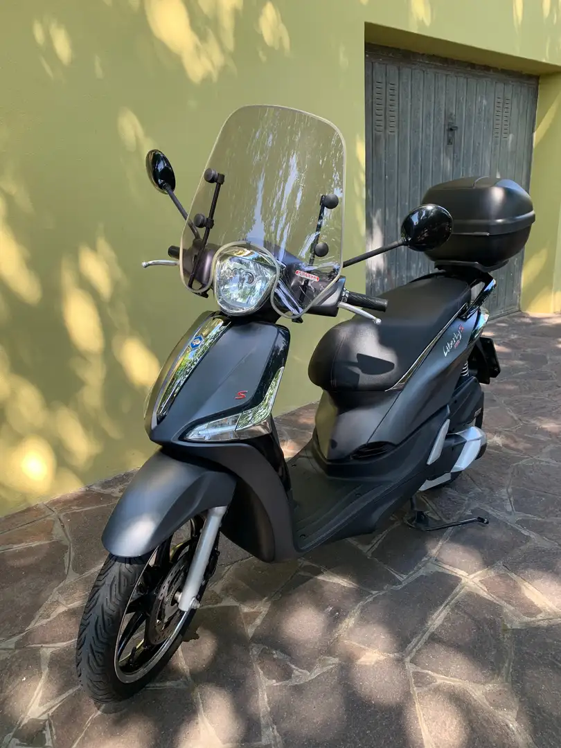 Piaggio Liberty 150 ABS S Negru - 1