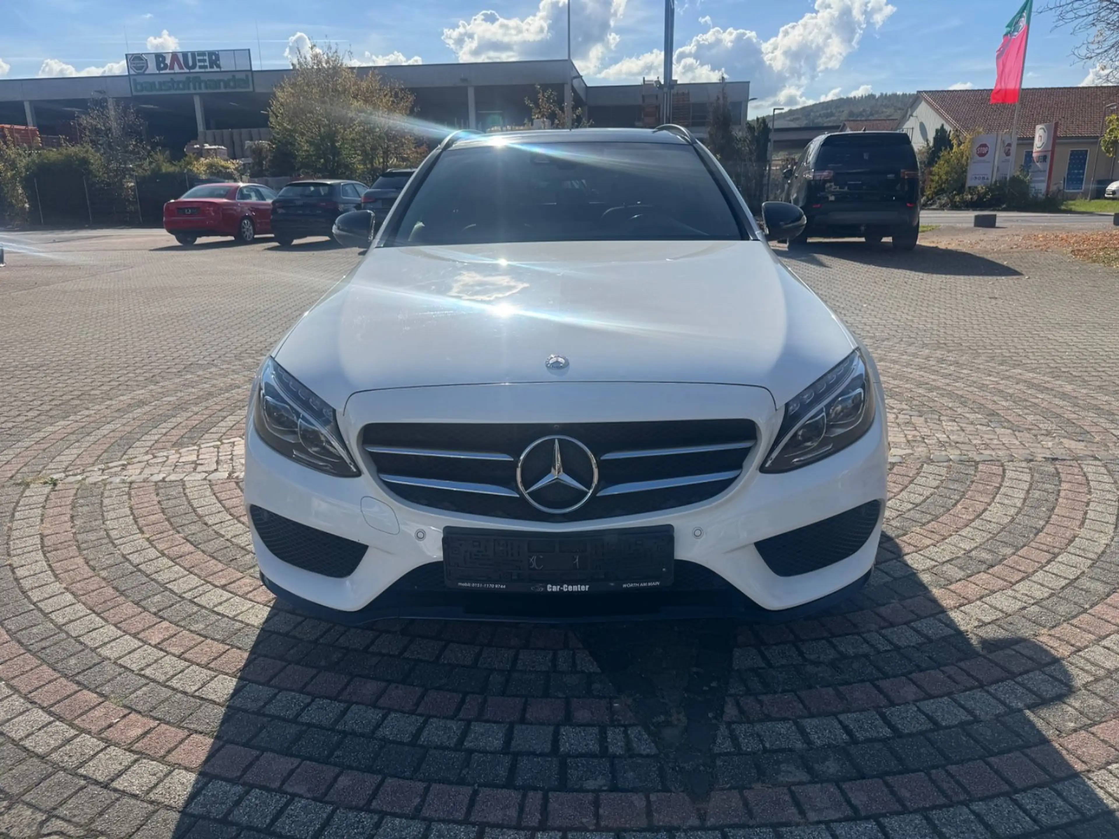 Mercedes-Benz C 300 BlueTec Hybrid / h AMG-Line,Pano,Standh. — photo 2