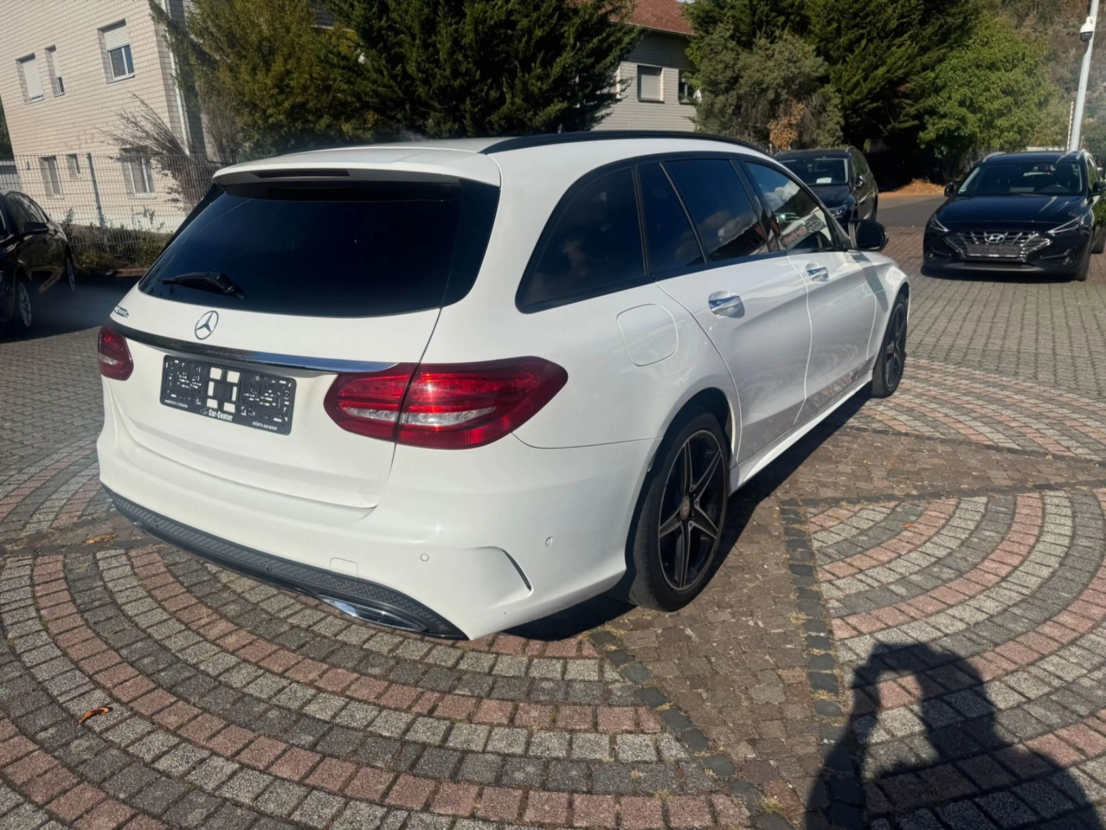Mercedes-Benz C 300 BlueTec Hybrid / h AMG-Line,Pano,Standh. — photo 5