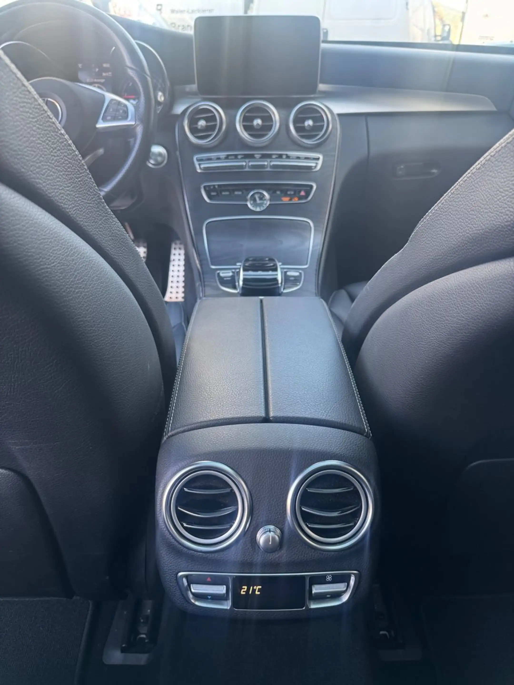 Mercedes-Benz C 300 BlueTec Hybrid / h AMG-Line,Pano,Standh. — photo 13