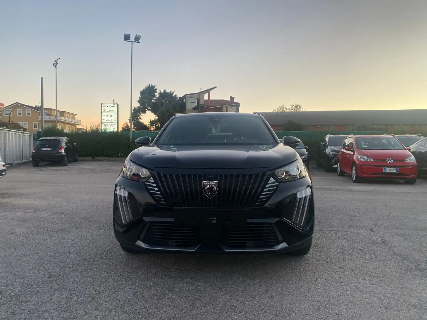 Peugeot 2008 PureTech 130 S&S EAT8 Allure Nero - 2