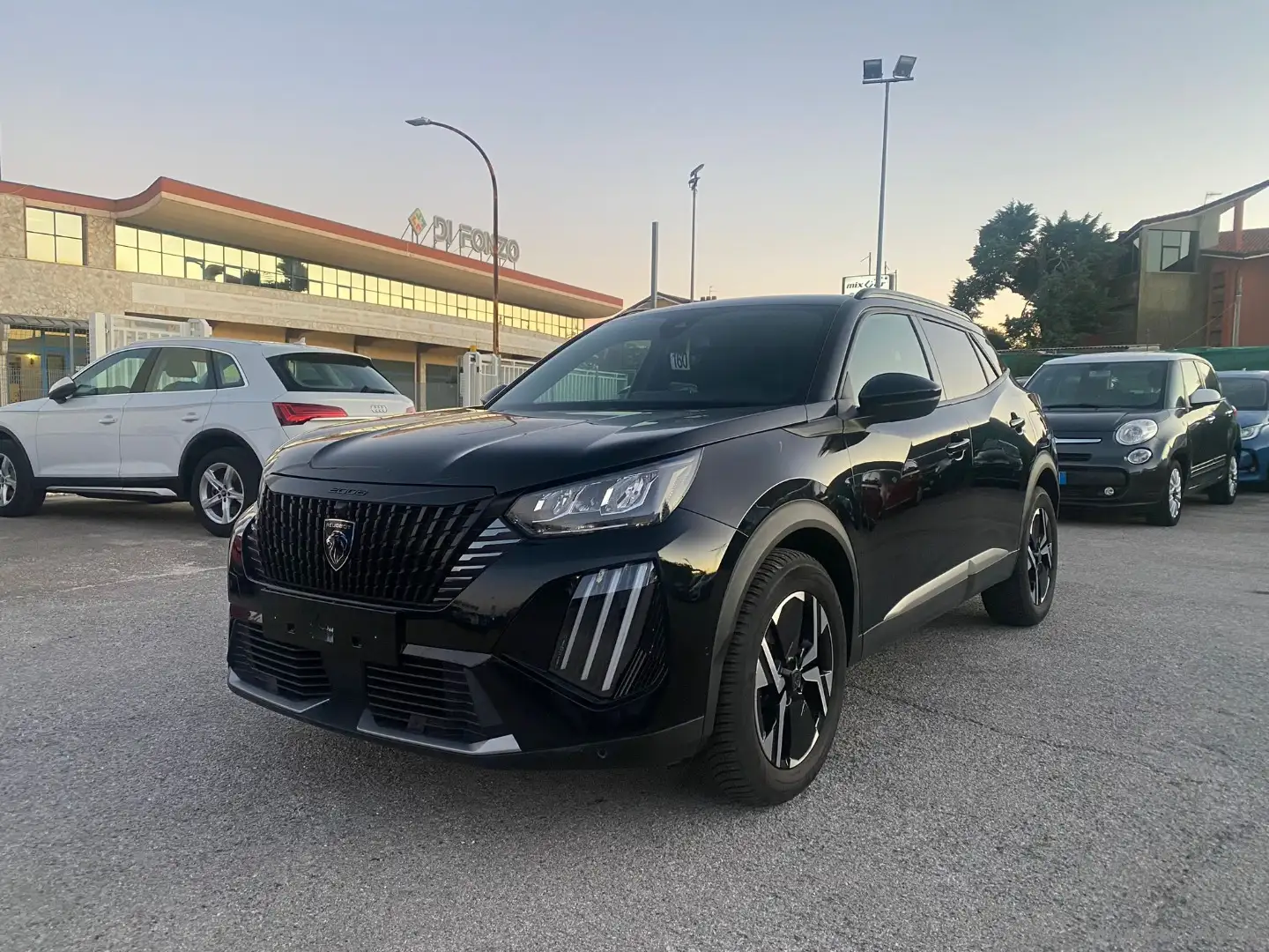 Peugeot 2008 PureTech 130 S&S EAT8 Allure Nero - 1