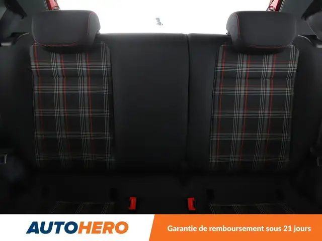 Volkswagen up! view 14