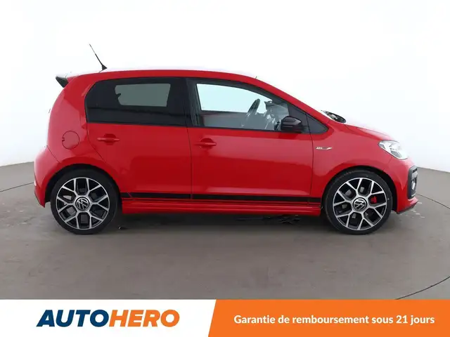 Volkswagen up! view 7