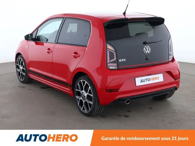 Volkswagen up! view 4