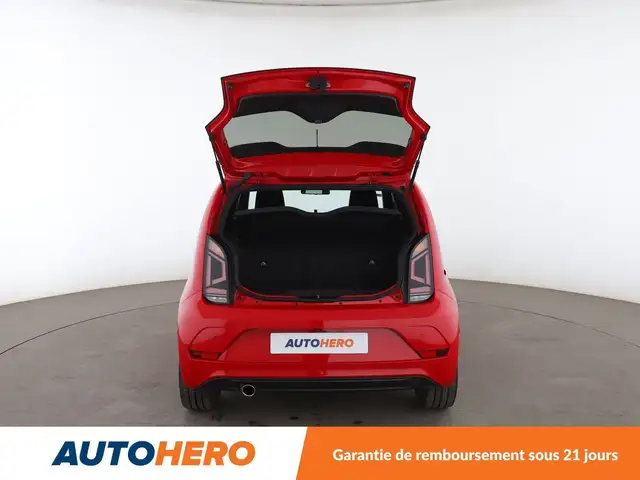 Volkswagen up! view 15