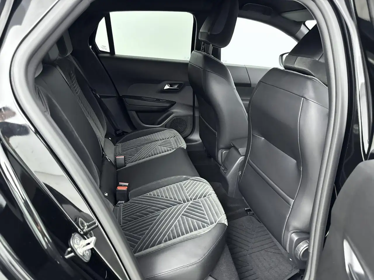 Lancia Ypsilon 2025 — фото 13