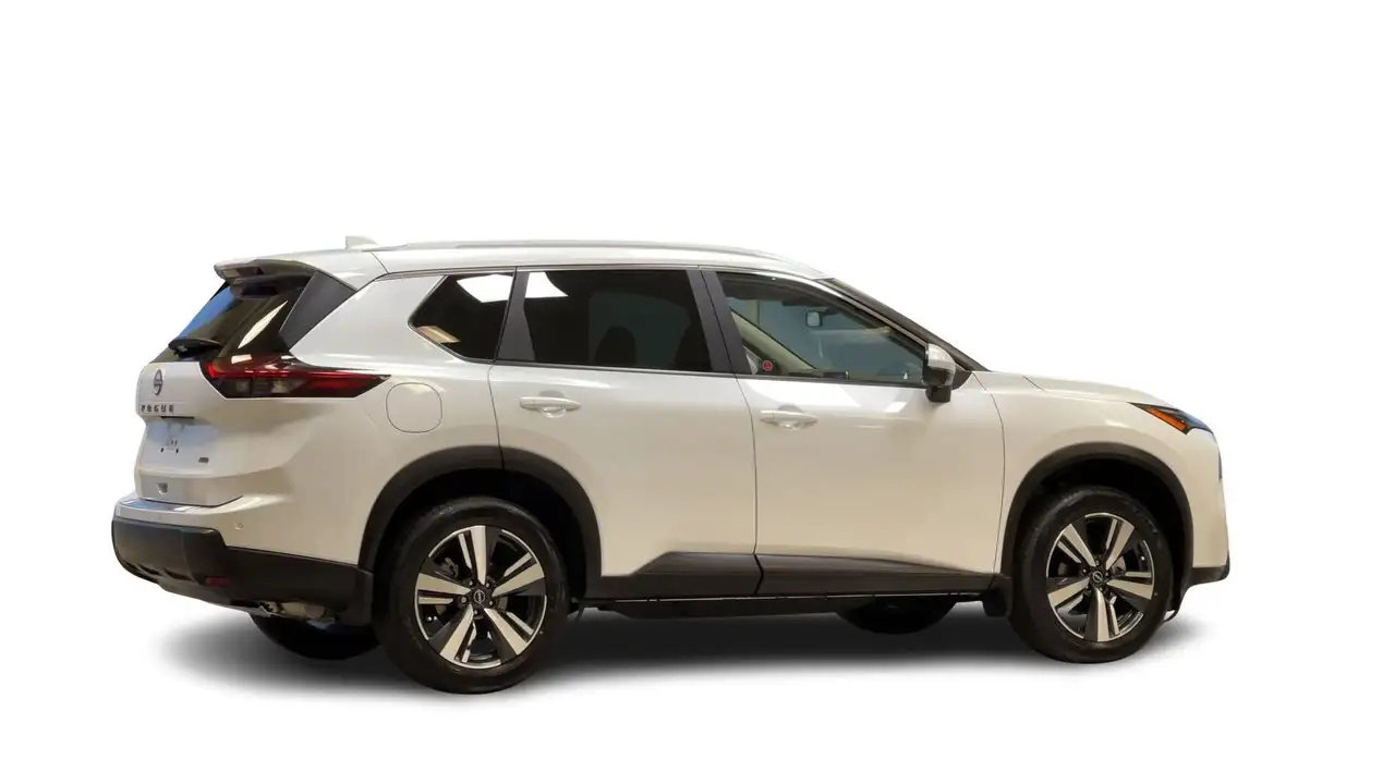 Nissan Rogue fotografie Nissan Rogue