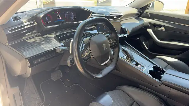 Peugeot 508 view 8