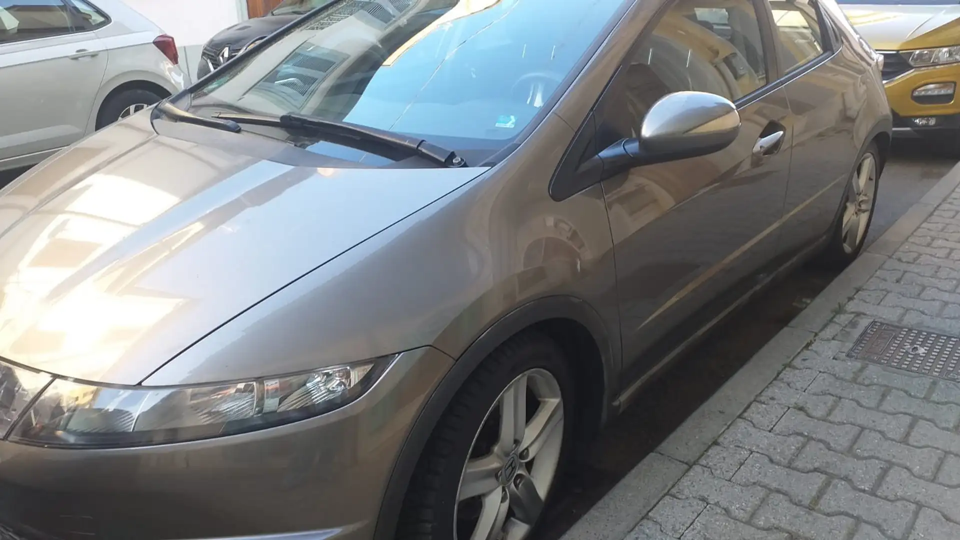 Honda Civic 5p 2.2 i-ctdi Exclusive LE (executive) - 1