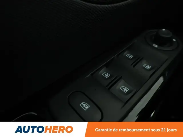 Renault Captur view 30