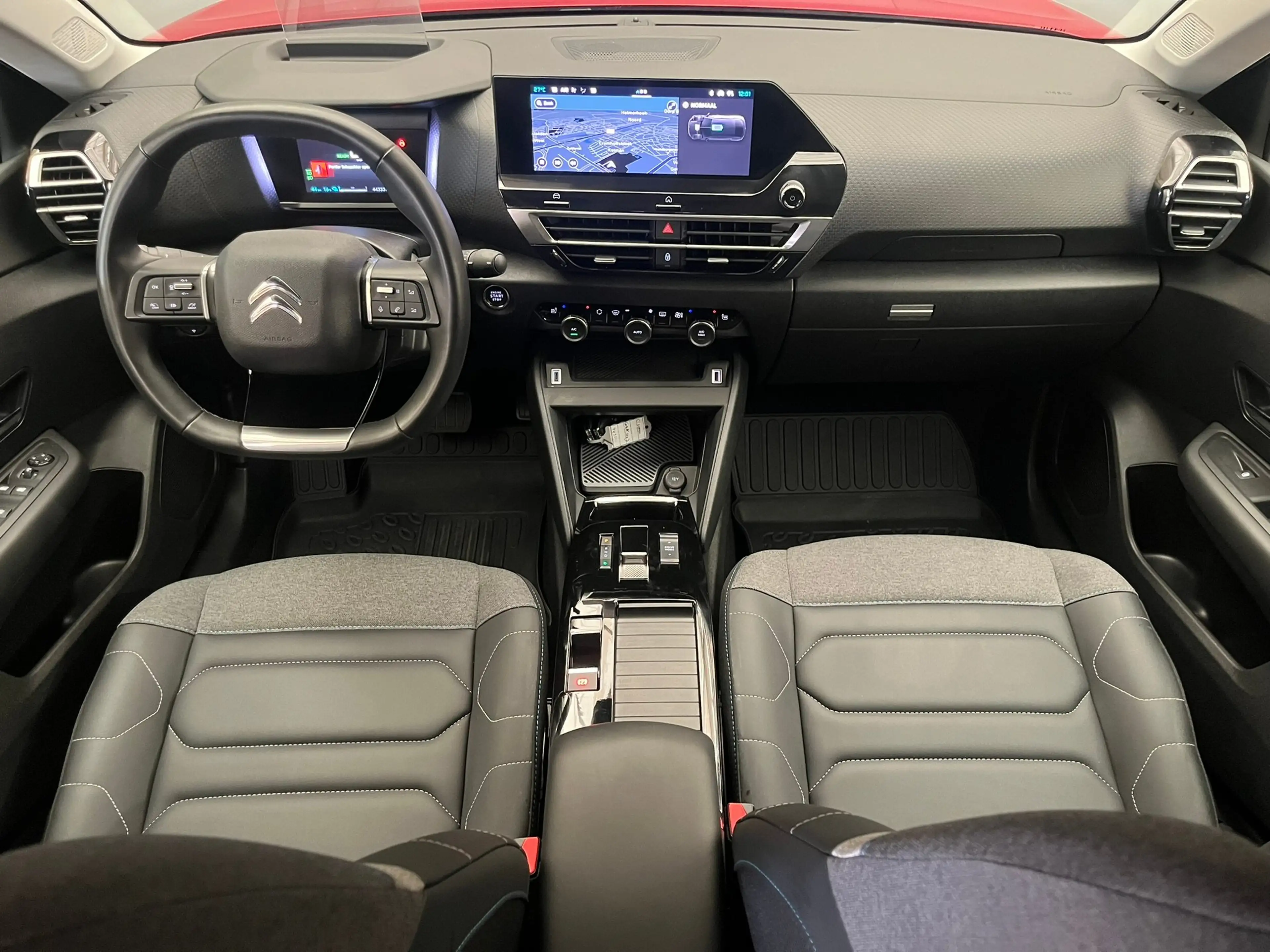 Citroen E-C4 Electric Feel Pack 50 kWh Stoel & Stuurverwarming | Heads-U — photo 4