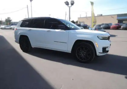 White 2023 Jeep Grand Cherokee L SUV / Crossover Four-Wheel Drive Automatic