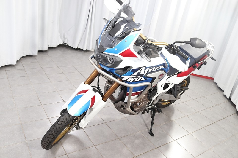 Honda CRF 1000 L Africa Twin Adventure Sport — photo 11