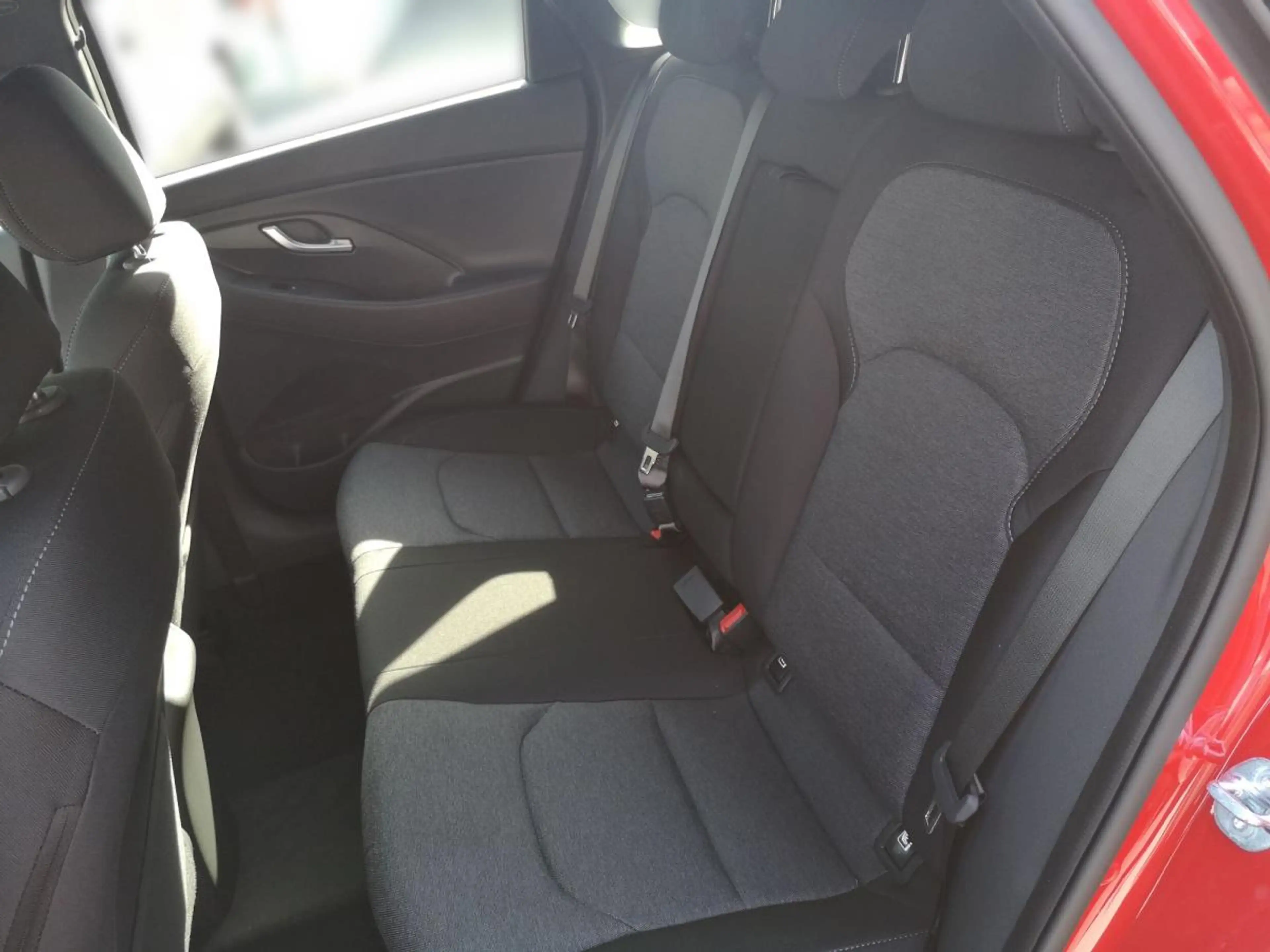 Hyundai i30 PD GO Plus 1,0 TGDi — photo 10