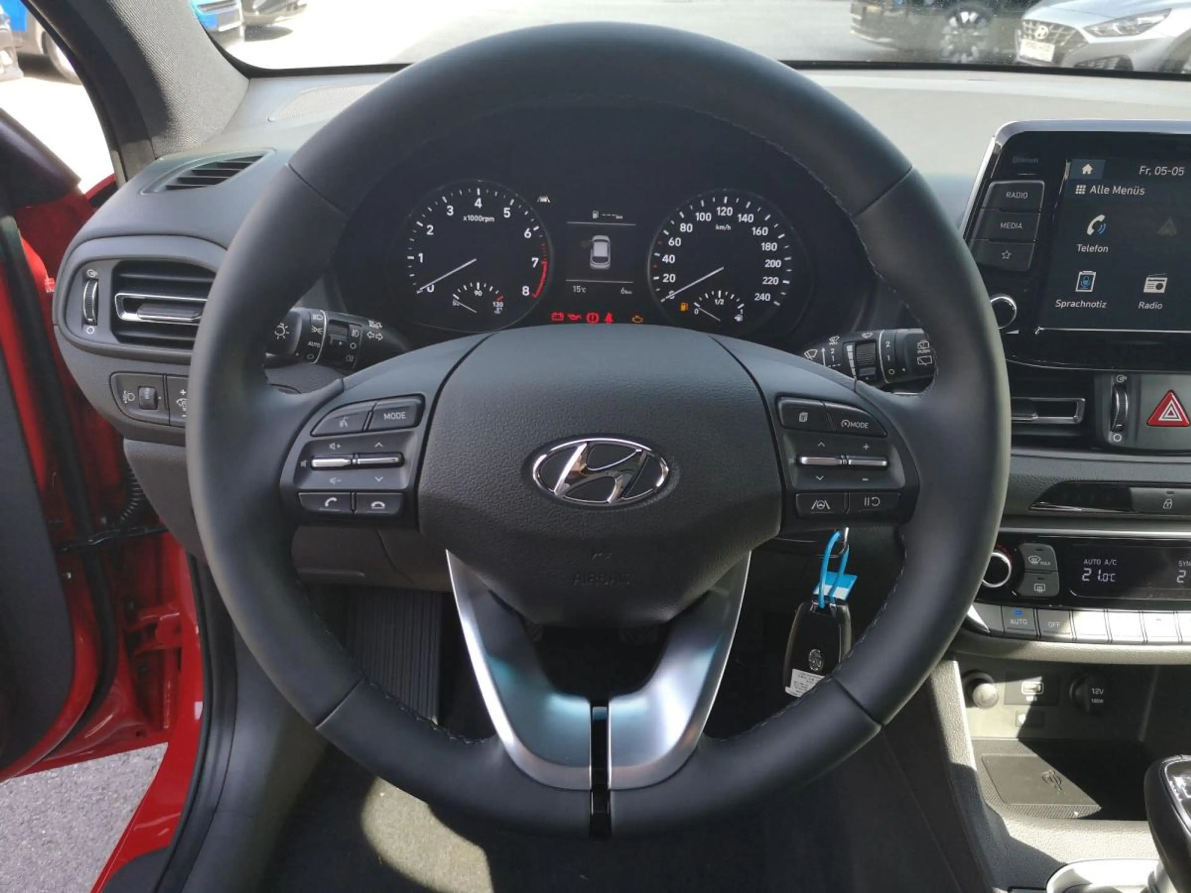 Hyundai i30 PD GO Plus 1,0 TGDi — photo 12