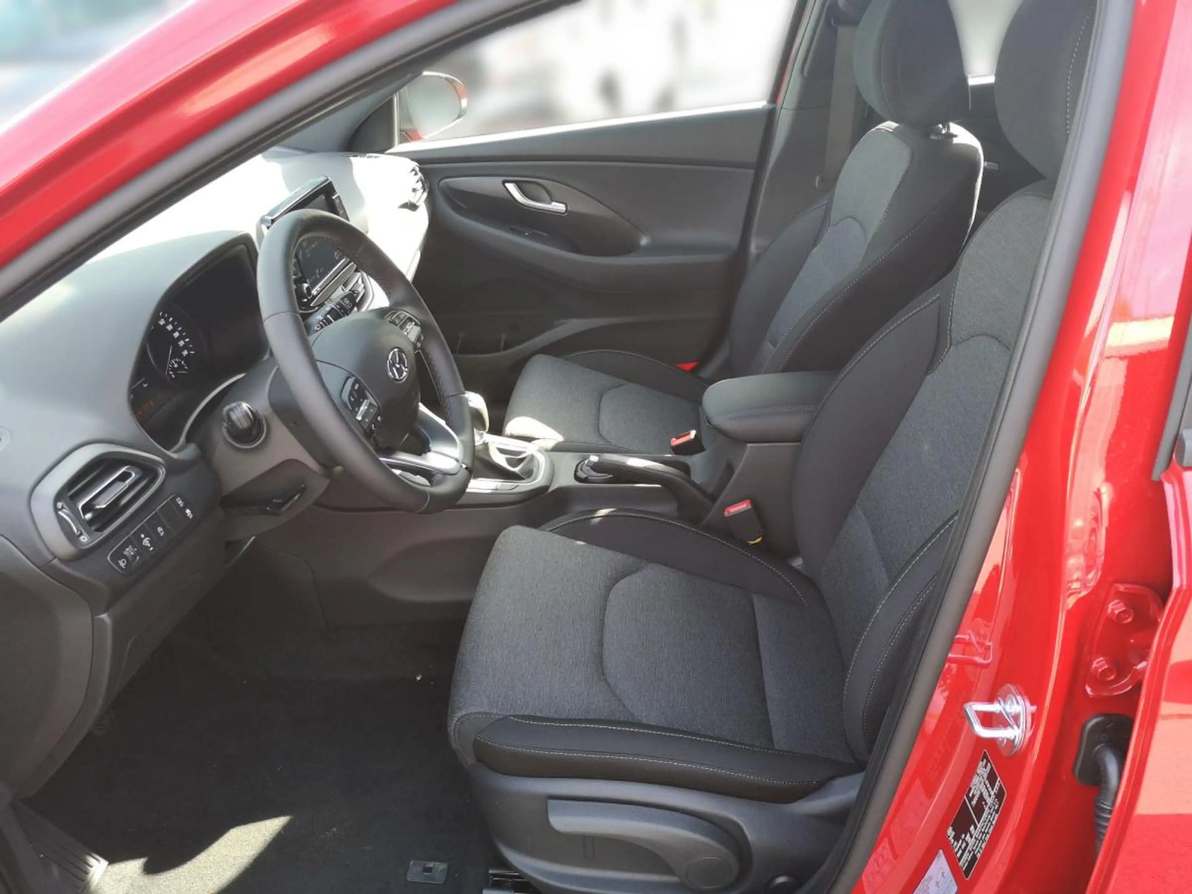 Hyundai i30 PD GO Plus 1,0 TGDi — photo 5