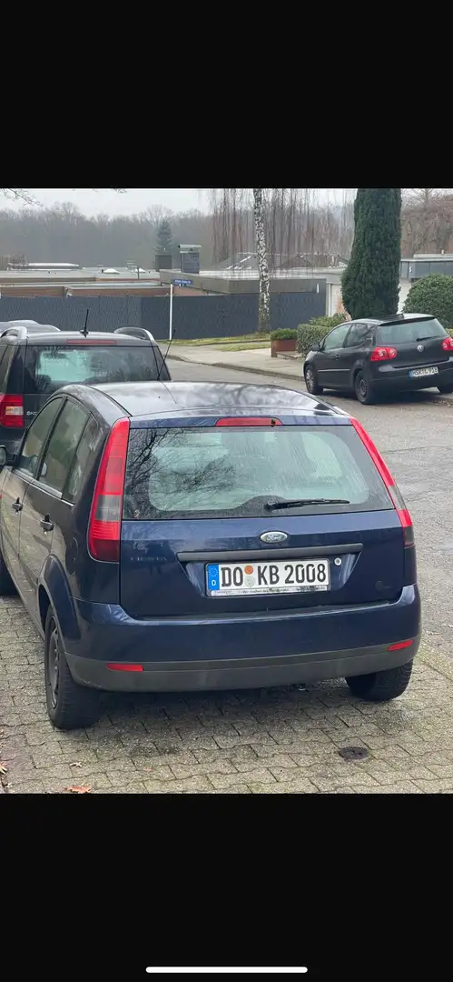 Ford Fiesta Ambiente Blau - 2