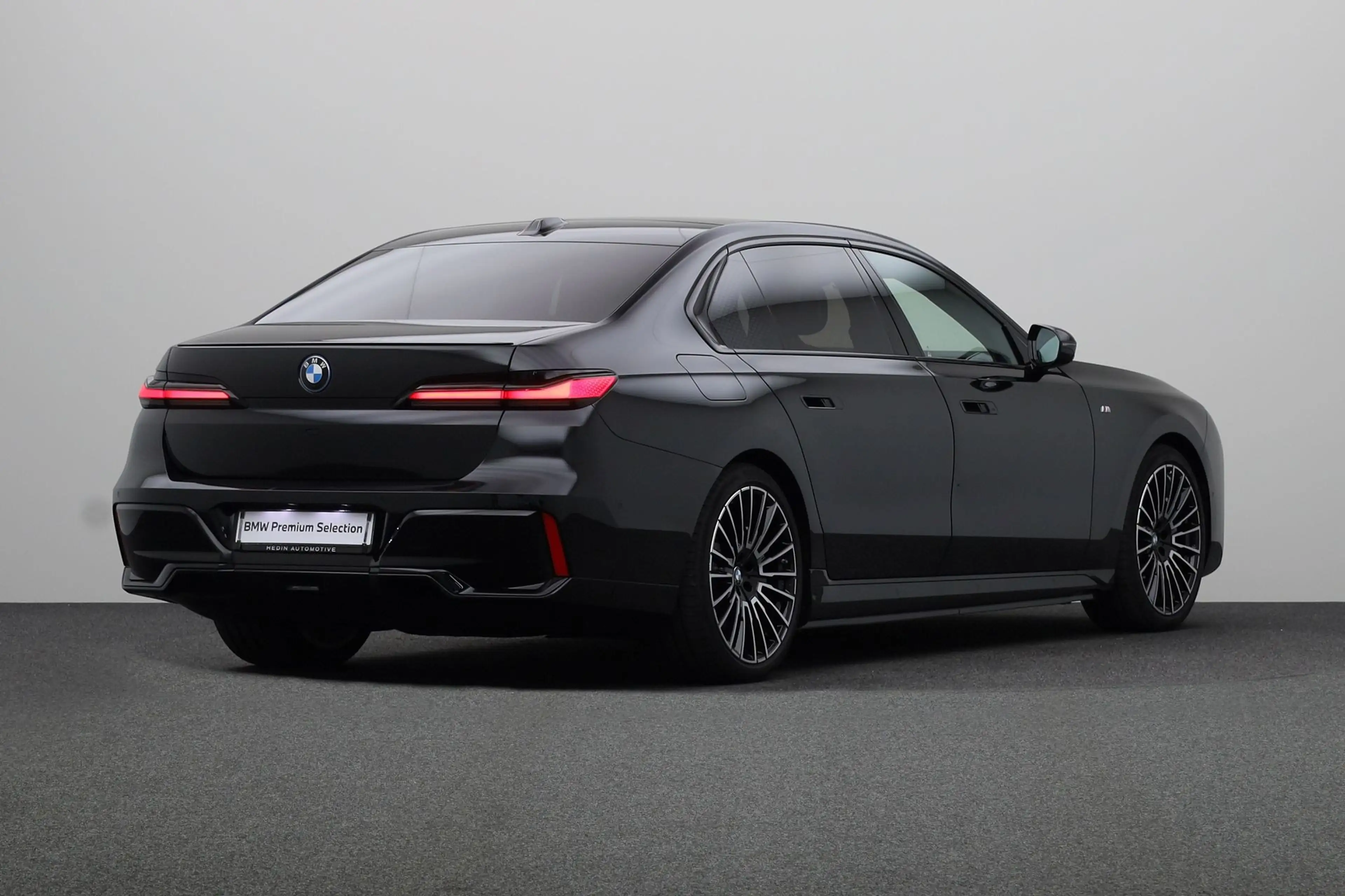 BMW i7 eDrive50 106 kWh M Sport pakket Pro | Bowers & Wil — photo 2
