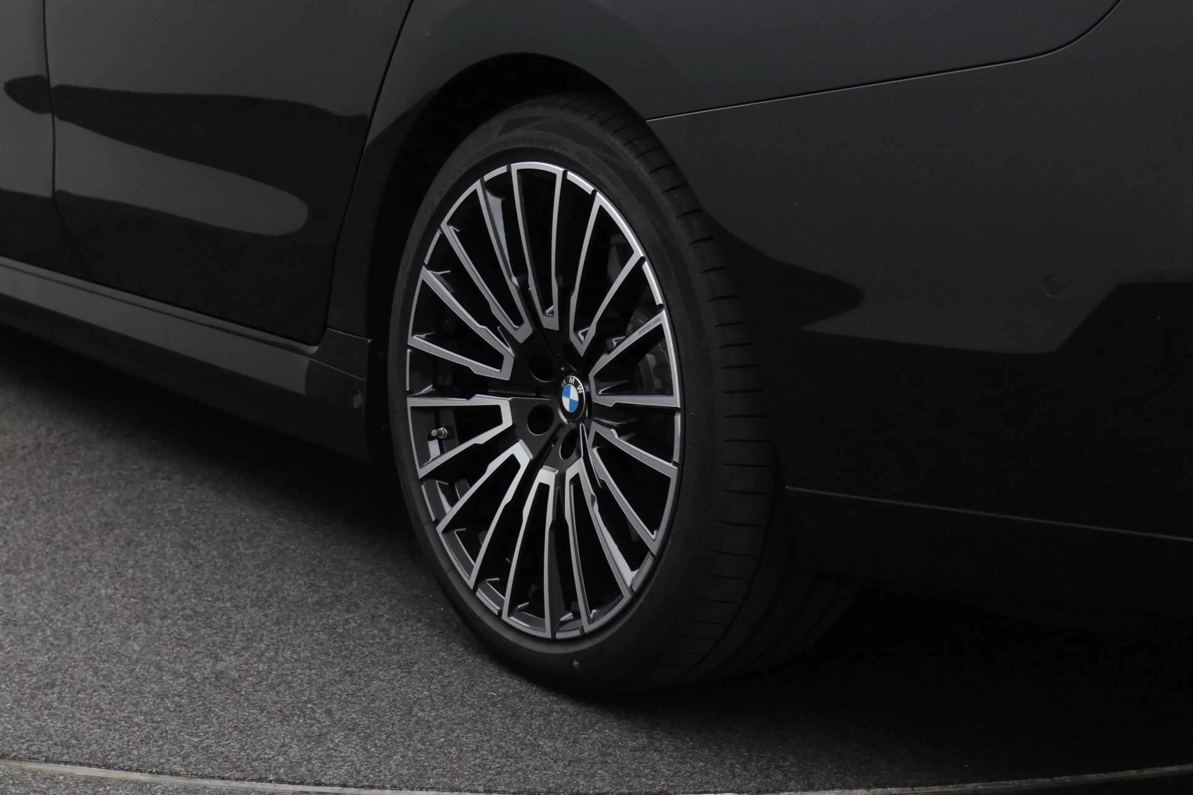 BMW i7 eDrive50 106 kWh M Sport pakket Pro | Bowers & Wil — photo 5