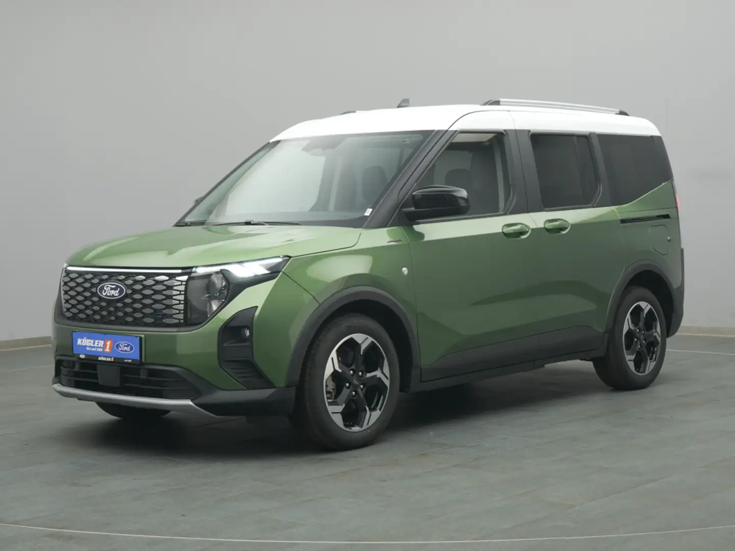 Ford Tourneo Courier E- Active 136PS/Navi/PDC -10%* Groen - 2