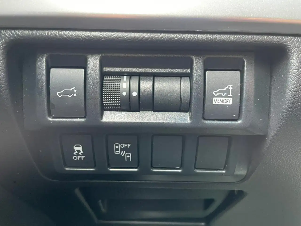 Subaru OUTBACK photo Subaru OUTBACK
