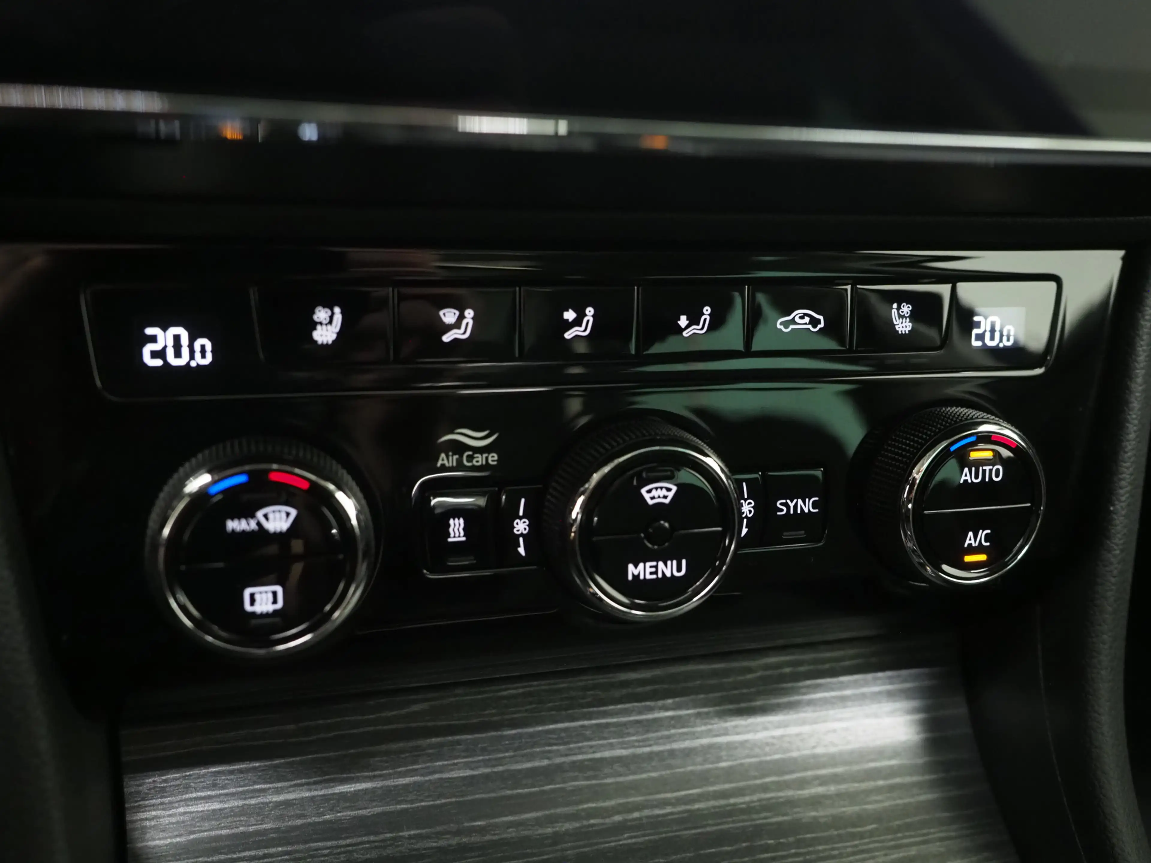 Skoda Superb Combi 1.4 TSI iV Style | Panoramadak | Leder | Tre — photo 35