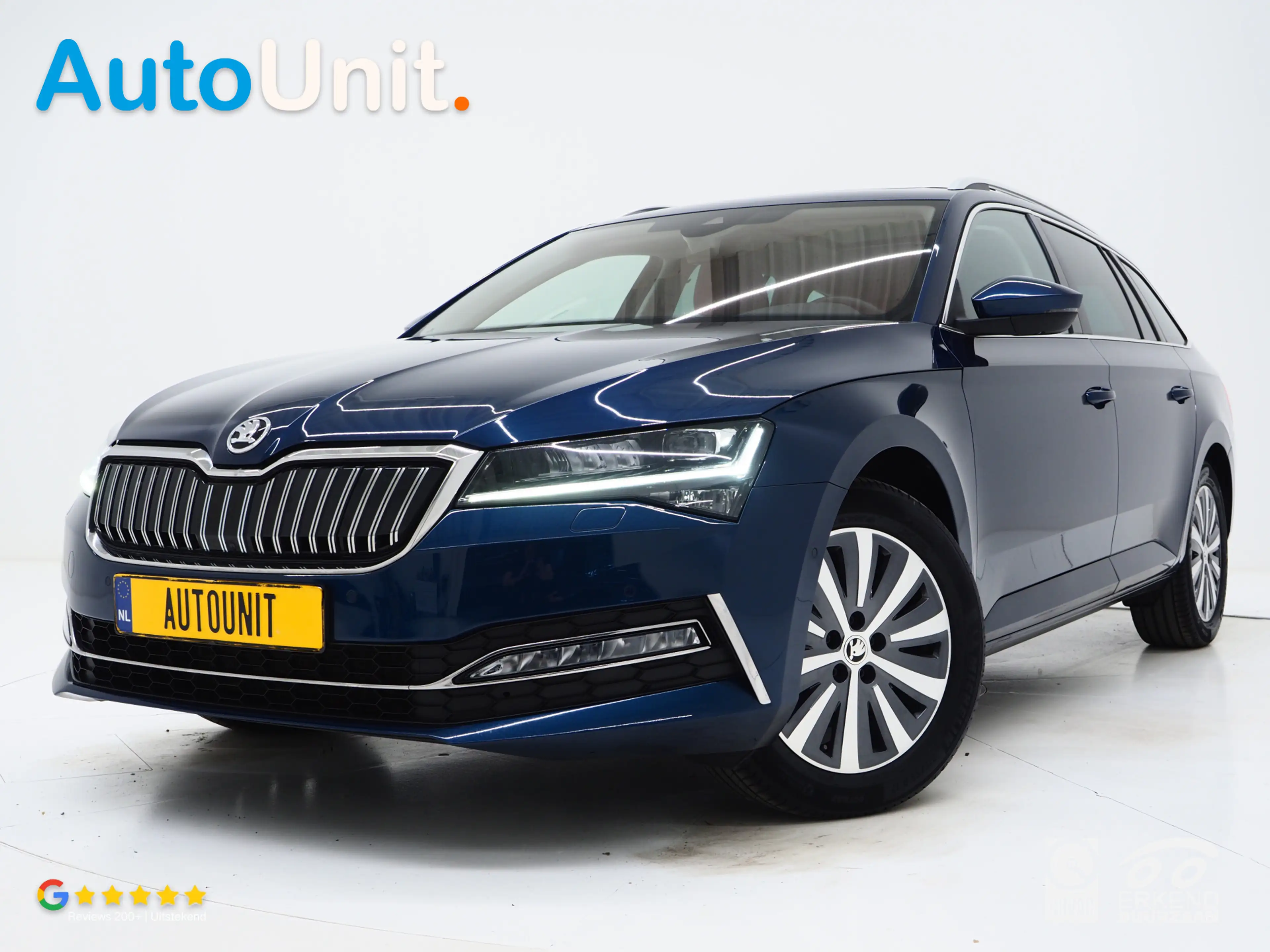 Skoda Superb Combi 1.4 TSI iV Style | Panoramadak | Leder | Tre