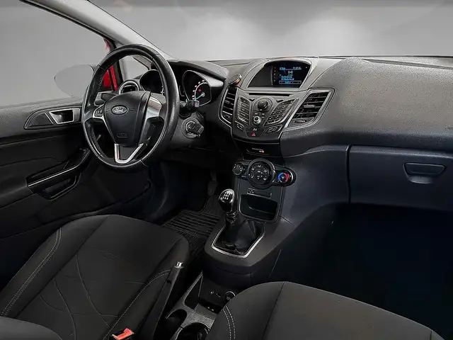 Ford Fiesta view 10