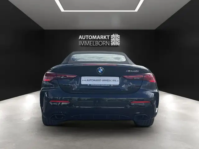 BMW M4 view 10