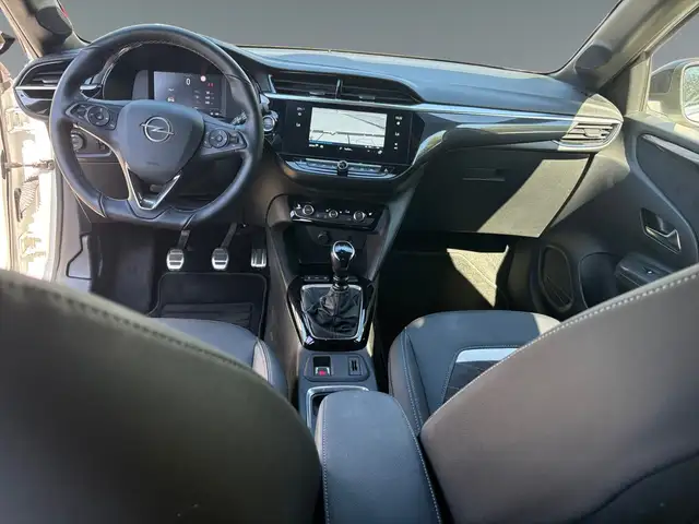 Opel Corsa view 11