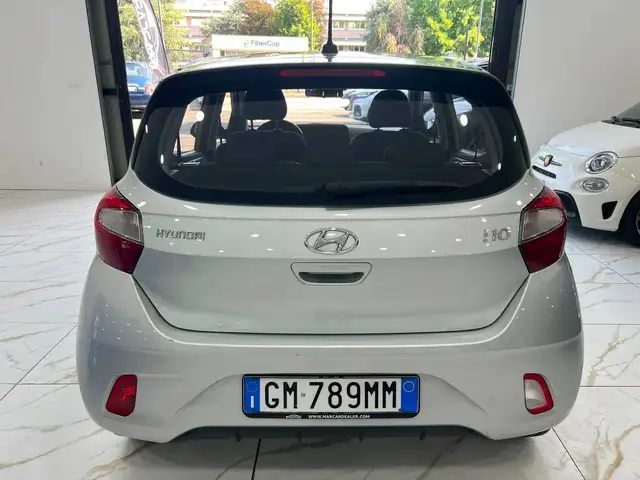 Hyundai i10 view 5
