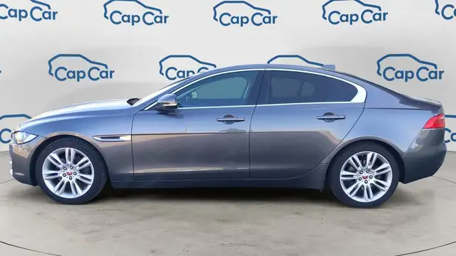 Jaguar XE view 2