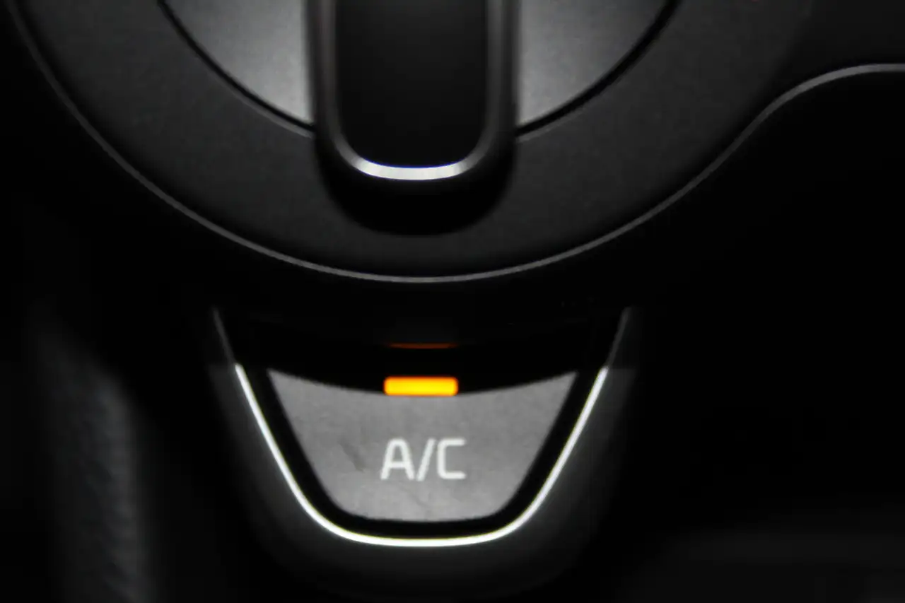 Kia Picanto 1.0-67pk DPi DynamicLine 5drs. Wegenbelasting slec 34