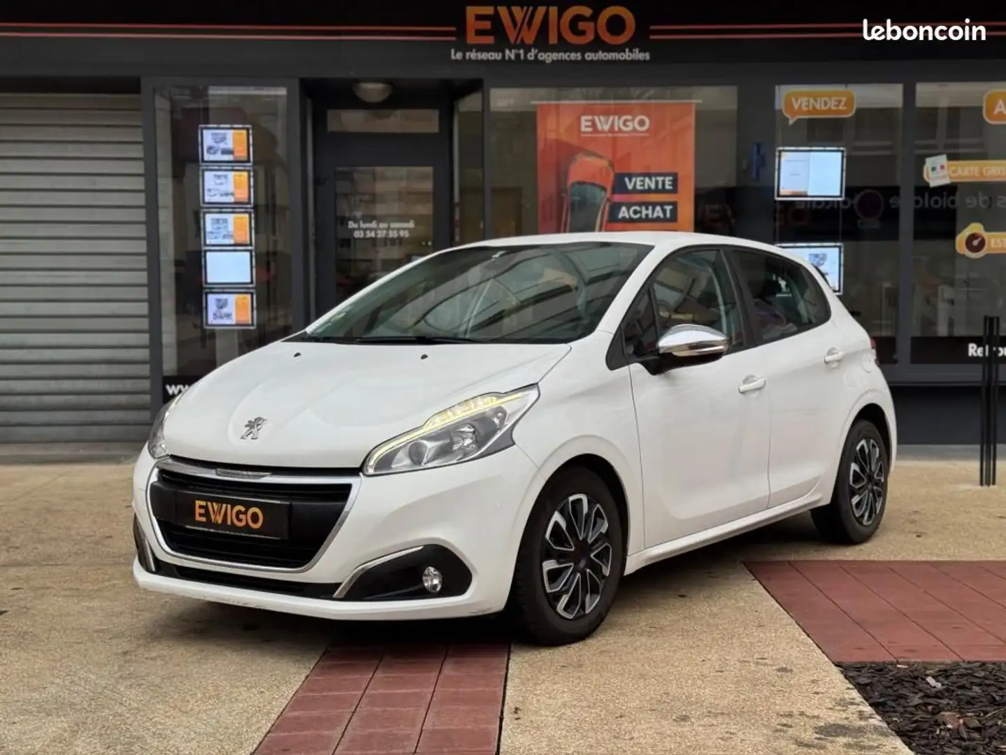 Peugeot 208 GENERATION-I 1.6 BLUEHDI 100 ACTIVE BUSINESS START Blanco - 1