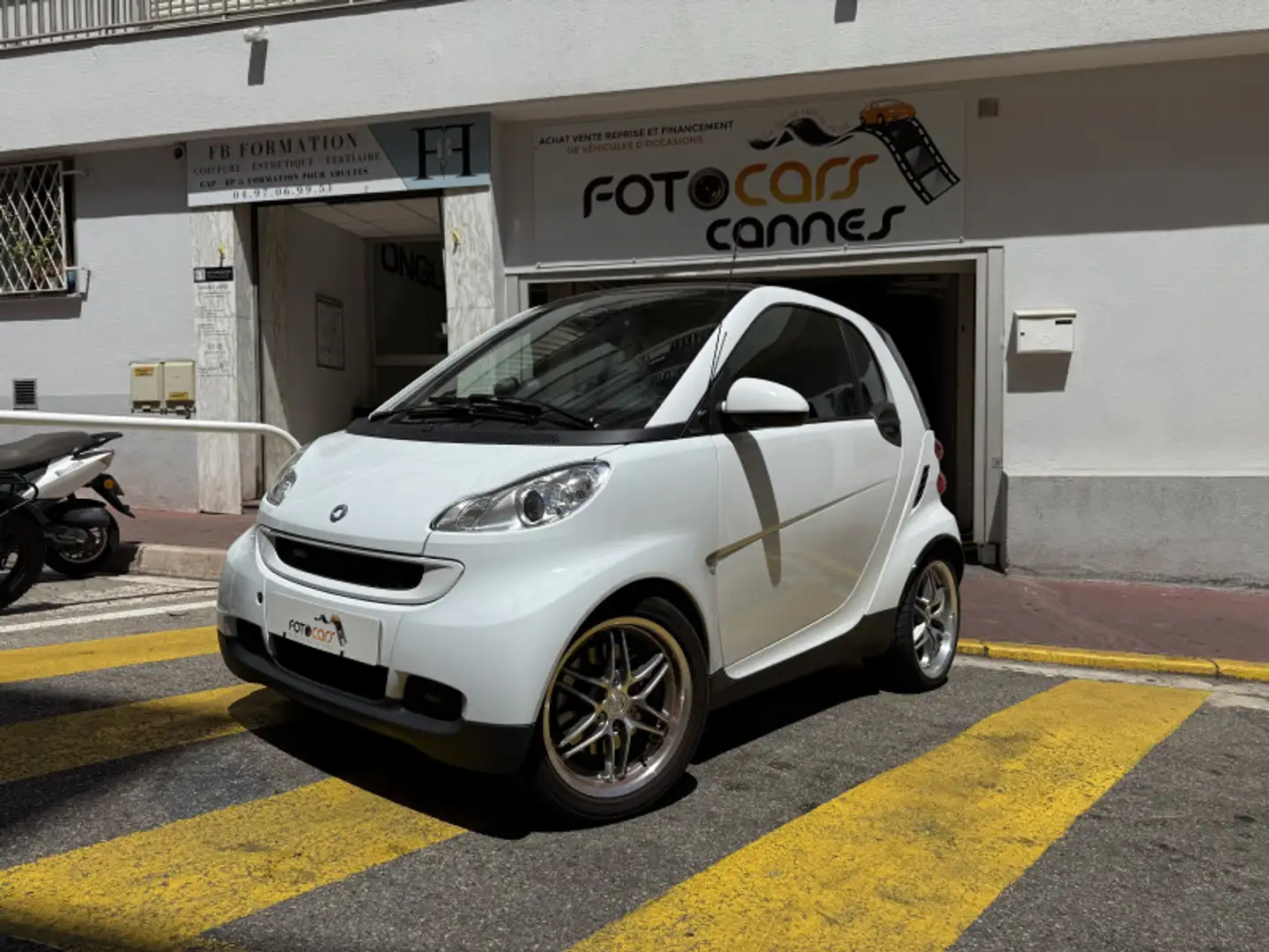 smart forTwo 102CH BRABUS XCLUSIVE SOFTOUCH Blanc - 1