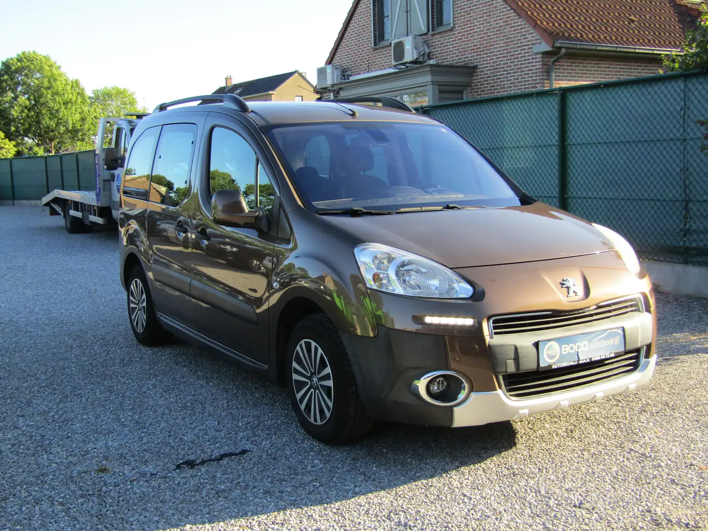 Peugeot Partner Partner Tepee HDi FAP 115 Outdoor Brun - 2
