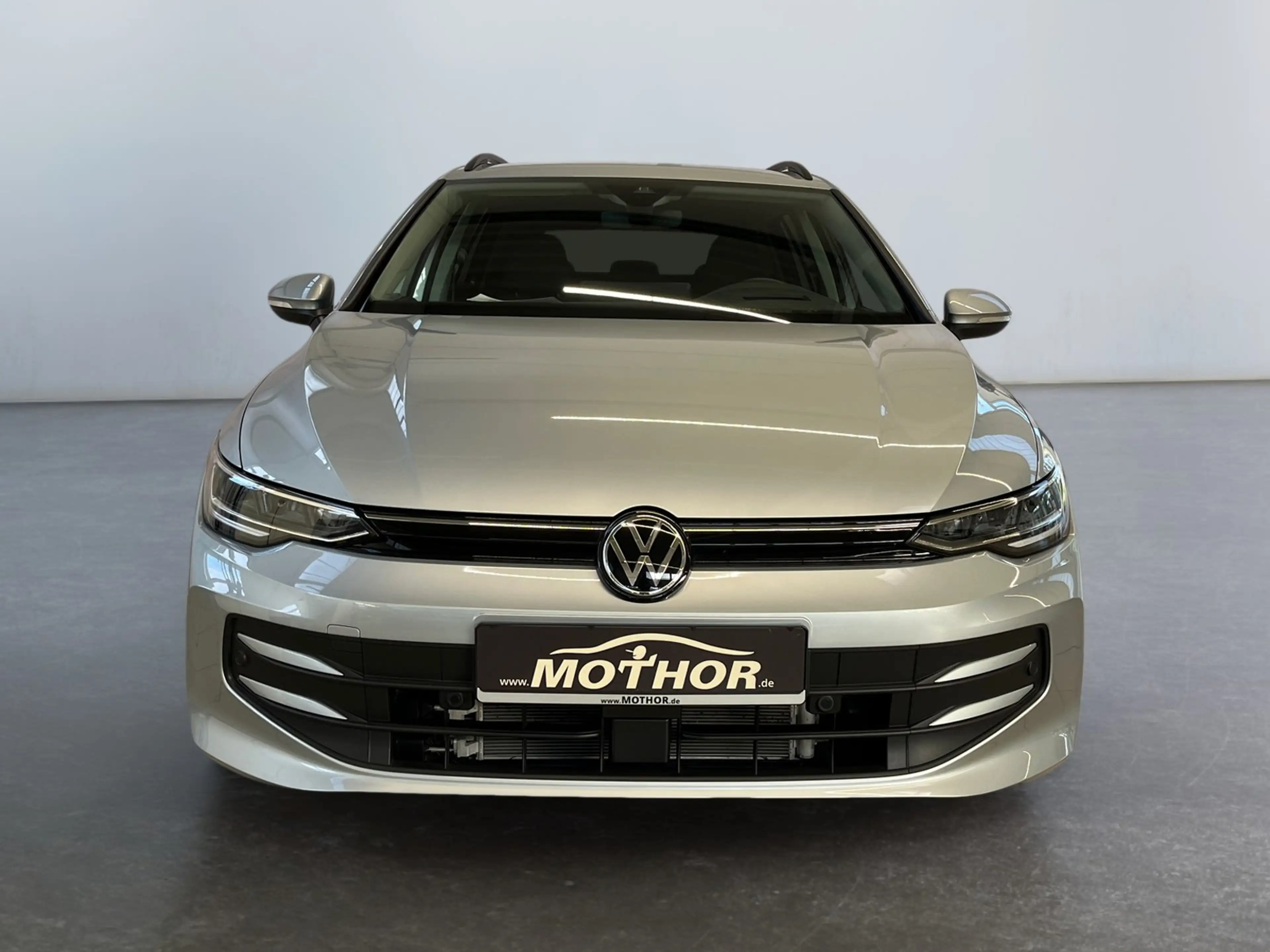 Volkswagen Golf Variant Golf VIII Variant Life 1.5TSI ACC FernlichtAssist — photo 6