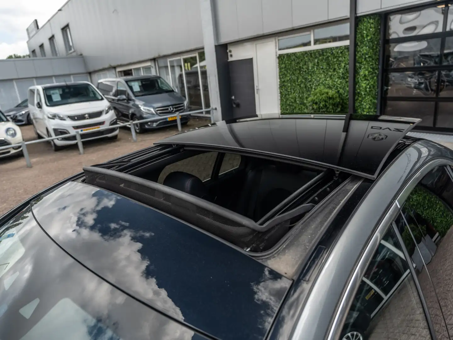 Mercedes-Benz C 43 AMG 4MATIC Premium | Pano | Distronic | Sport Uitlaat Šedá - 2