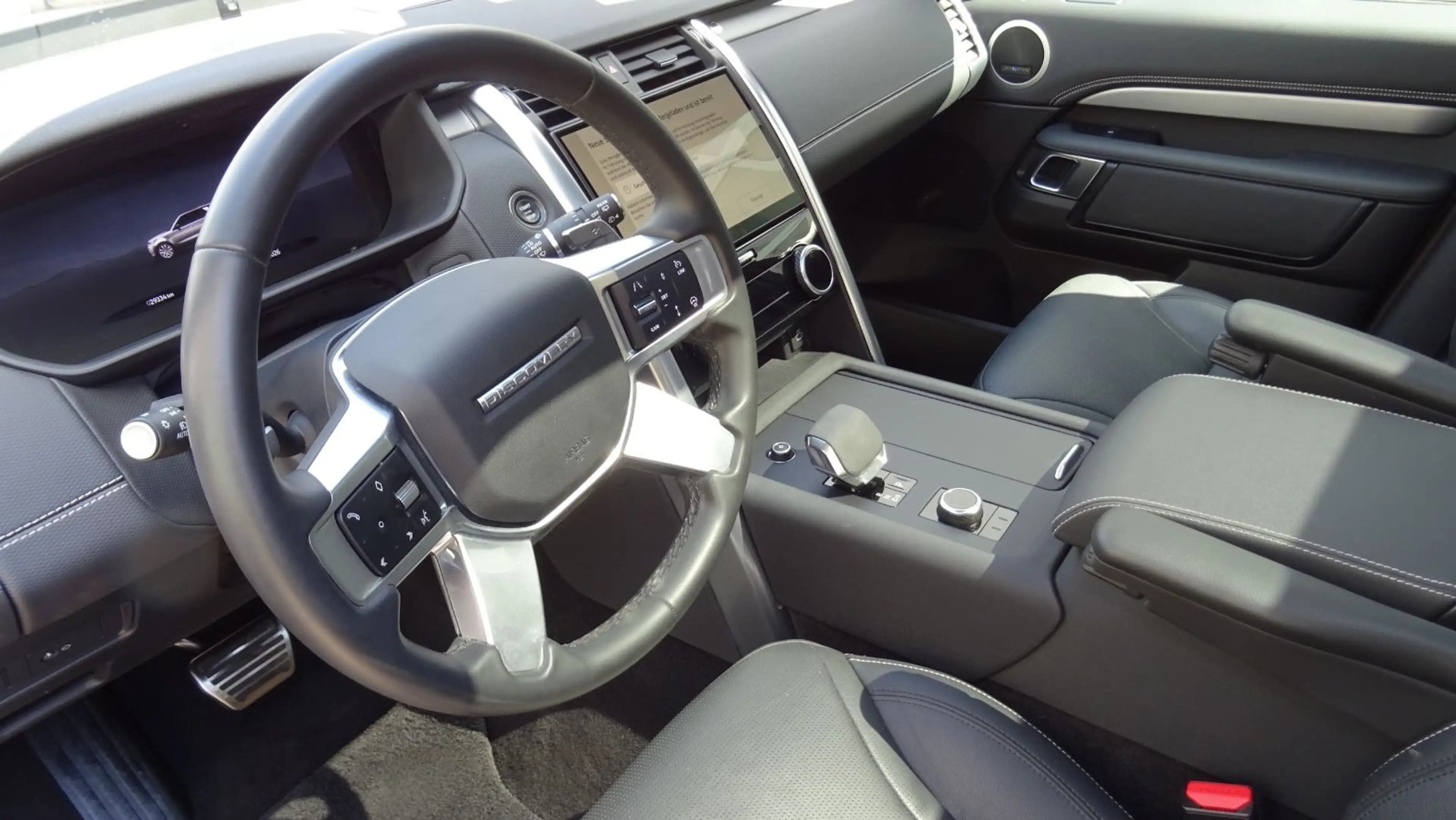 Land Rover Discovery 5 Dynamic SE D300 AWD Garantie 11/2028 — photo 10