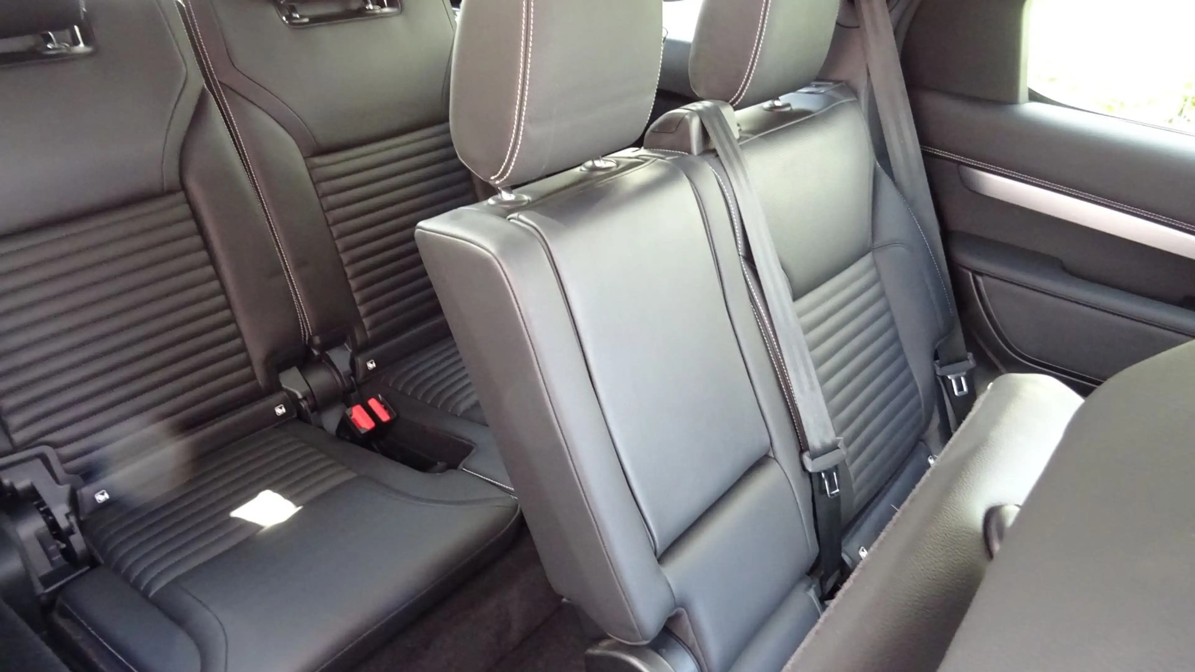 Land Rover Discovery 5 Dynamic SE D300 AWD Garantie 11/2028 — photo 15