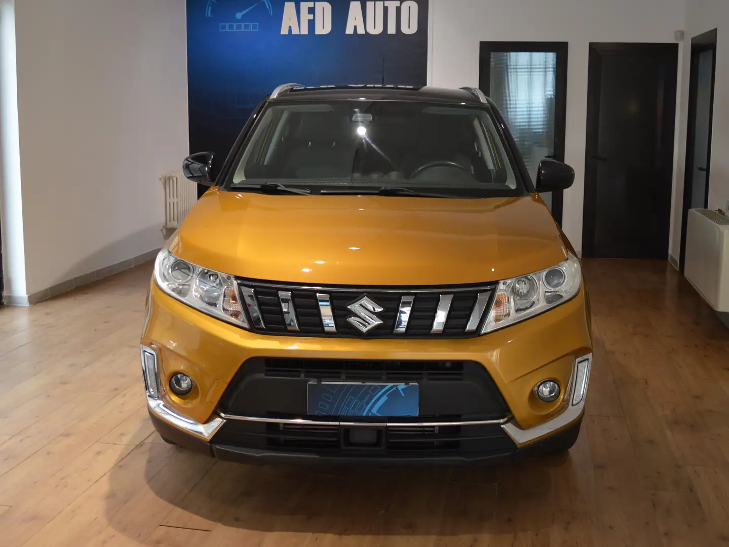Suzuki Vitara Vitara 1.0 boosterjet Starview 4wd allgrip Orange - 1